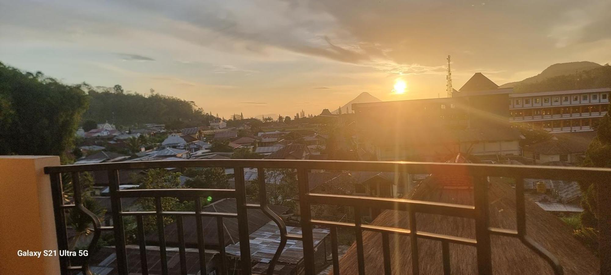 Bajawa-Roo Hotel Exterior photo